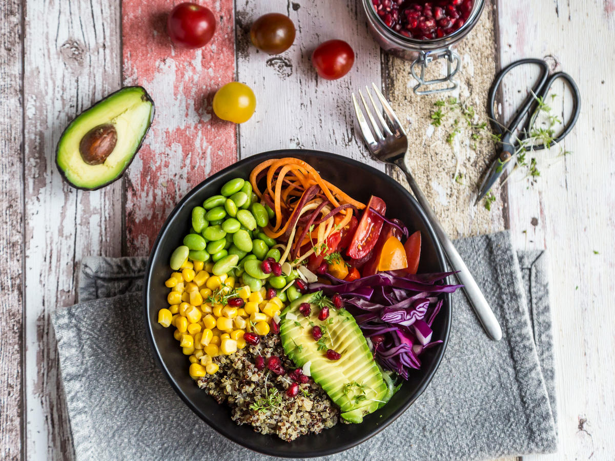 4 نکته جالب درباره قبل و بعد شام خوردن