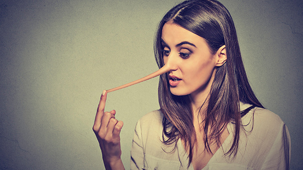 زنان دروغگو