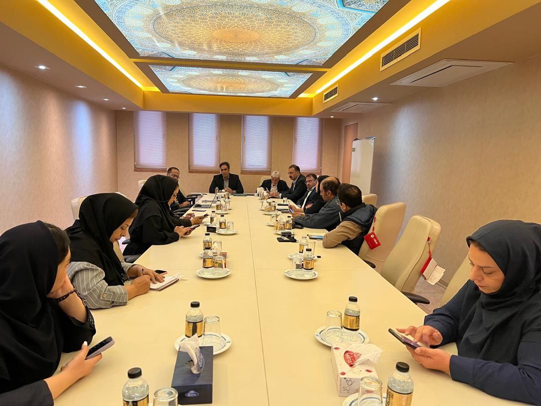 نشستهای «افق زرین»؛ آغاز فصل تازهای از تحول در صنعت طلا و جواهر نشستهای «افق زرین»؛ آغاز فصل تازهای از تحول در صنعت طلا و جواهر