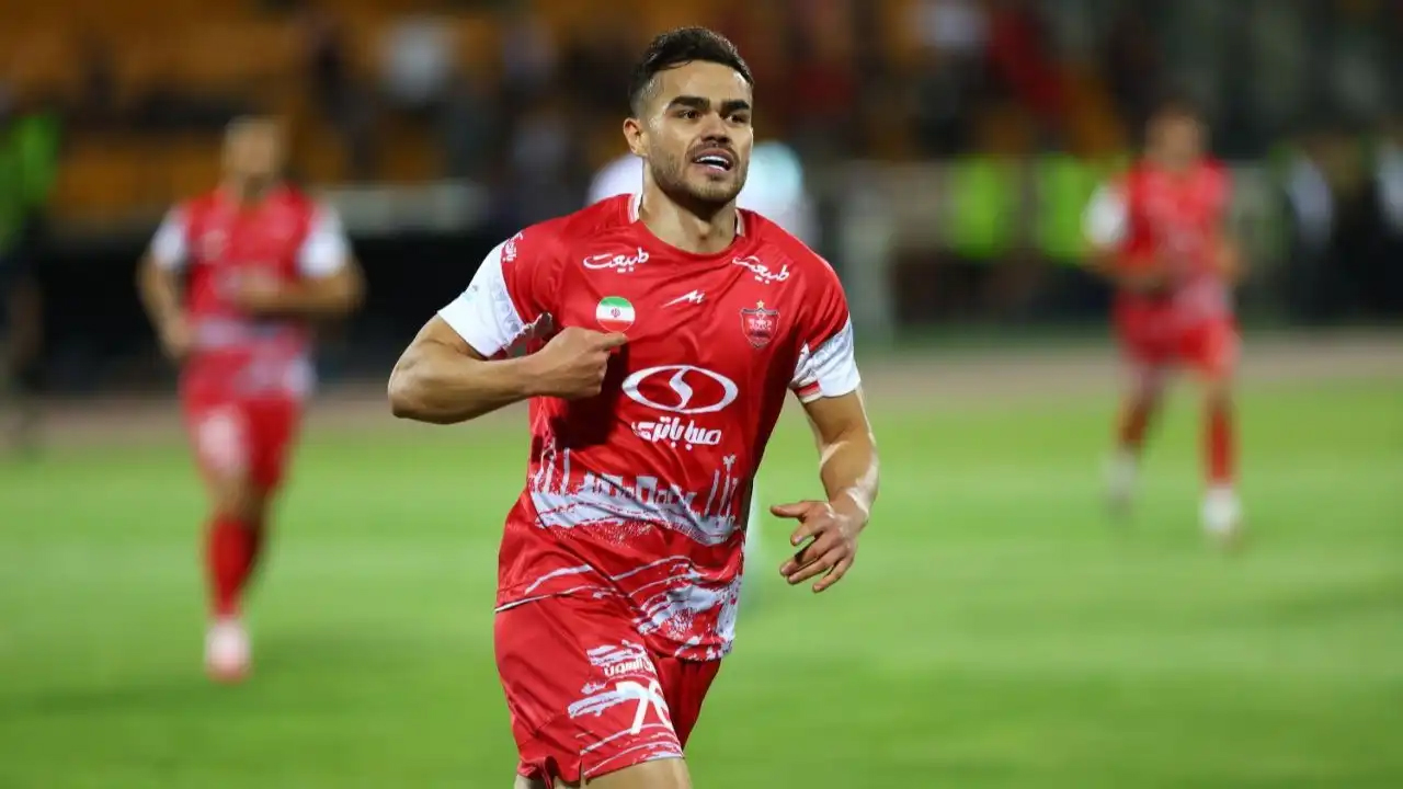 گران‌ترین بازیکن لیگ برتر ایران مشخص شد / ستاره پرسپولیس رکورد زد+ عکس