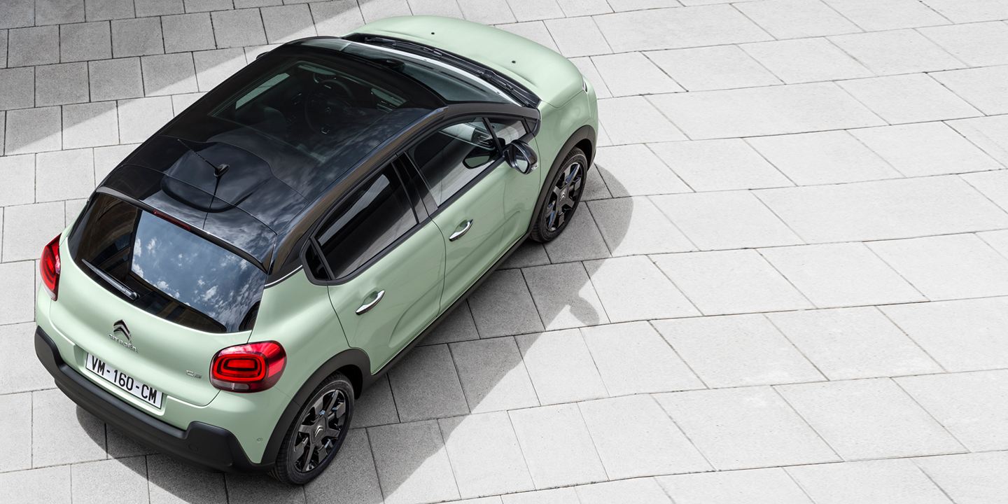 نمای بالای سیتروین 3c مدل 2017 نمای بالای سیتروین 3c مدل 2017