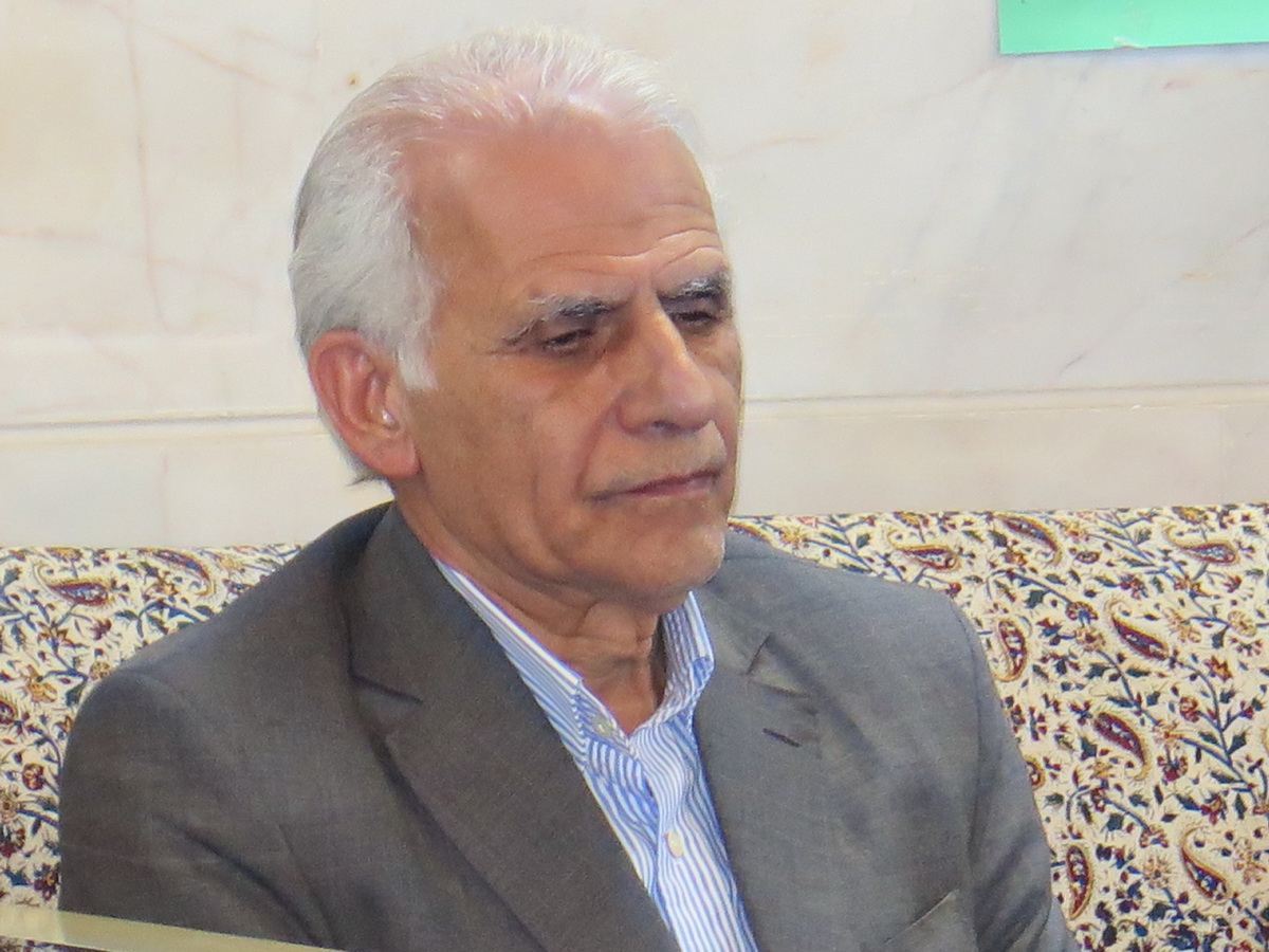 نور قرآن و عترت در مراسم جشن میلاد امام رضا(ع) در بازار تهران نور قرآن و عترت در مراسم جشن میلاد امام رضا(ع) در بازار تهران