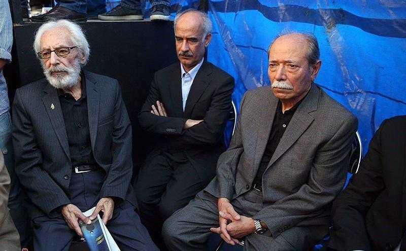 نصیریان و مشایخی در مراسم تشییع نصیریان و مشایخی در مراسم تشییع