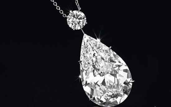 الماس آویز کریستی (Christie)