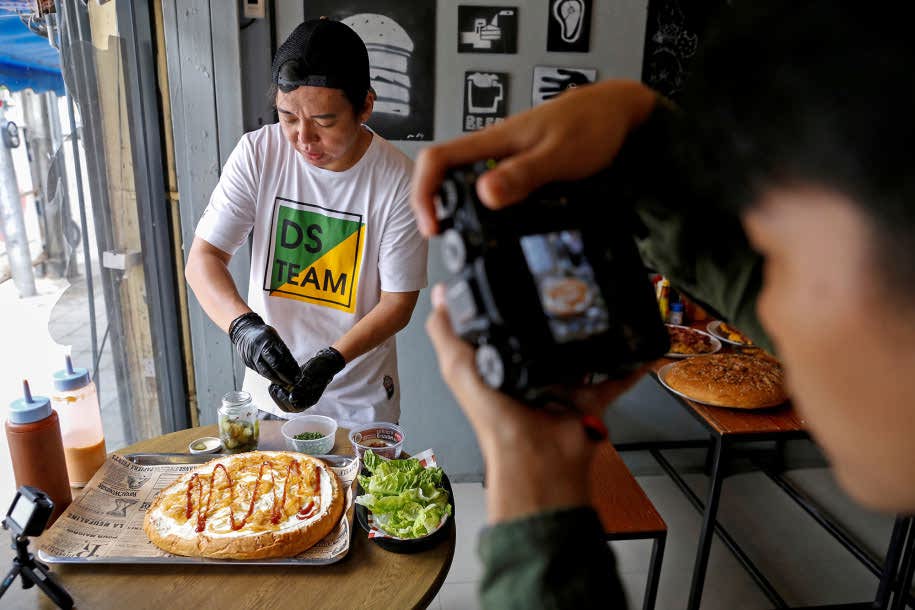 همبرگر 6 کیلوگرمی