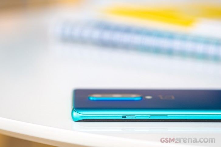 گوشی وان پلاس ۸ رقیب galaxy S20