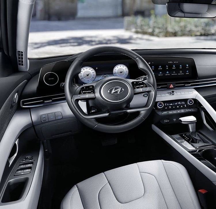 پشت آمپرهای دیجیتالی ۱۰/۲۵ اینچی