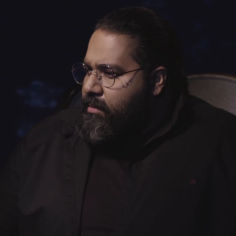 واکنش تند رضا صادقی به عکسش با پویان مختاری