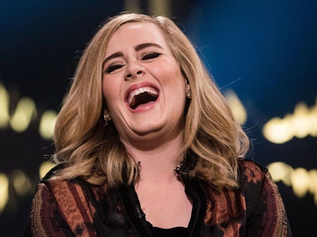 بلند خندیدن