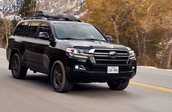 تویوتا لندکروزر