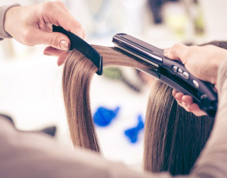 اتو کشیدن موها