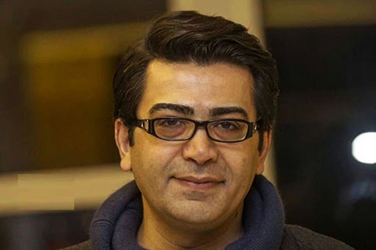 فرزاد حسنی