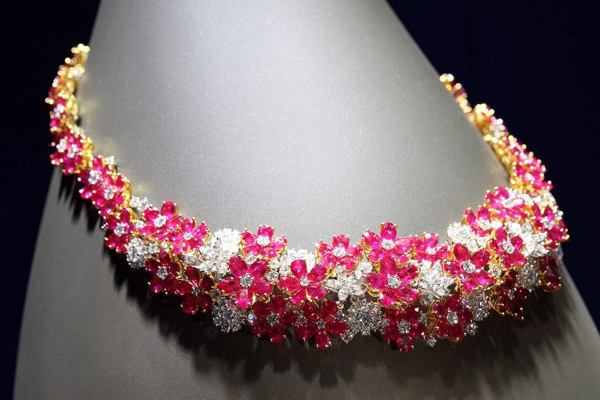 چهاردهمین نمایشگاه طلا