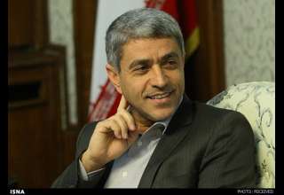 وزیر اقتصاد اعلام کرد: ایران برای حذف دلار در مبادلات تجاری با شرکای خود آمادگی دارد 