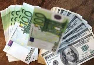 ارزش دلار در برابر يورو کاهش يافت