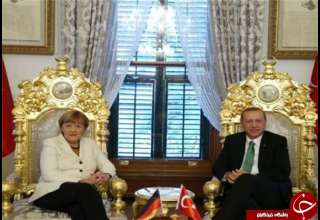 صندلی طلا اردوغان جایگزین فرش قرمز برای مرکل+ عکس