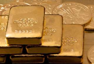 قیمت جهانی طلا تحت تاثیر افزایش ارزش دلار تغییر چندانی نداشته است