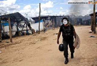 ماسک جالب پلیس پرو برای مقابله با استخراج غیرقانونی معادن طلا