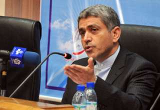 دعوت وزیر اقتصاد از سرمایه‌گذاران برای حضور در ایران
