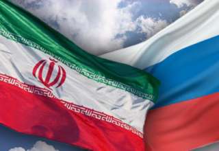 ایران با روسیه تفاهم‌نامه نفتی امضا کرد