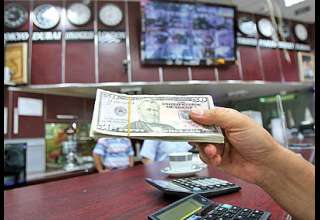 کاهش 17 درصدی ارزش پول ایران پس از برجام/ انتخابات ریاست جمهوری تحت‌الشعاع معضل ارز/ تاثیر عدم همکاری بانک‌های جهانی در کاهش ارزش ریال