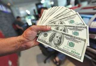 درآمد ۹۱۴میلیارد تومانی بانک مرکزی از فروش ۱.۵ میلیارد دلار در بازار