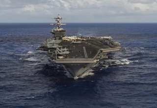 سی‌ان‌ان: کشتی‌های آمریکایی آماده حمله احتمالی به سوریه/ آماده‌باش در فرودگاه‌های نظامی سوری