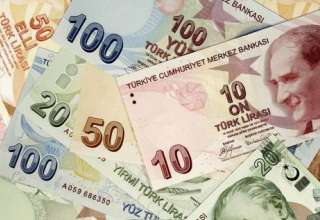لیر ترکیه در برابر دلار و یورو سقوط کرد