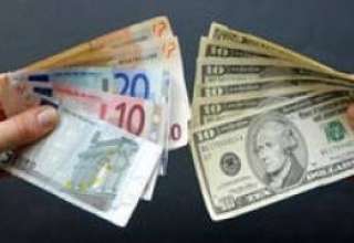 دلار بالا رفت،یورو کاهش یافت