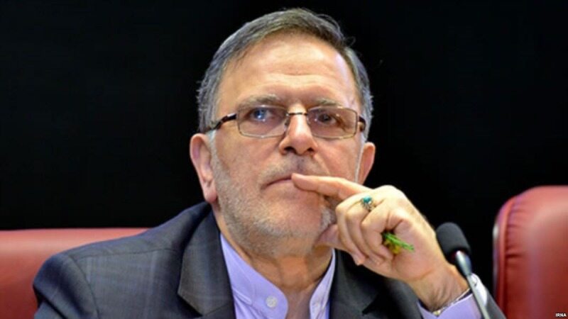 سیاست دلار ۴۲۰۰ تومان، خواسته بانک مرکزی نبود