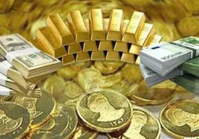 کاهش قیمت های بازار طلا و سکه در اولین روز آذر ماه 
