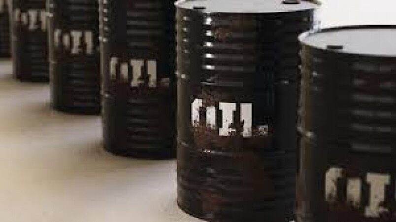 کاهش 7 درصدی قیمت نفت شرایط را برای بازار طلا سخت می کند