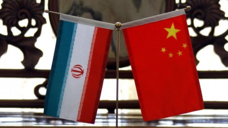 روابط بانکی و اقتصادی ایران و چین توسعه می‌یابد