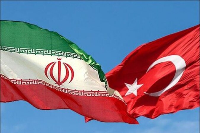 توسعه روابط بانکی ایران و ترکیه پیگیری می‌شود