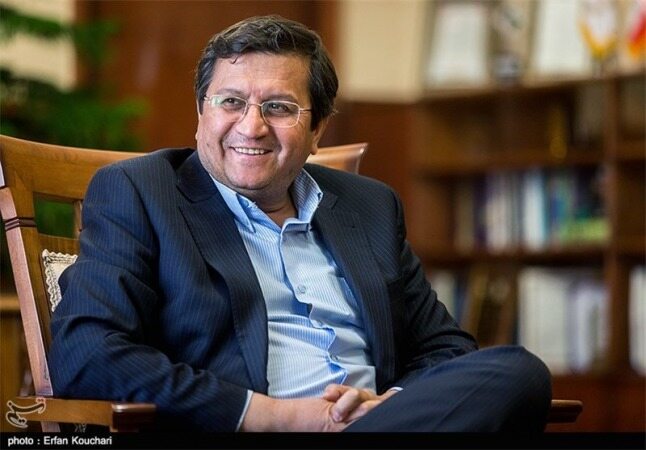 پاسخ همتی به سؤالات درباره حذف ۴ صفر از پول ملی/ صفرها کِی از اسکناس ها پاک می‌شوند؟