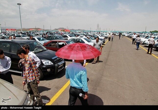 فروش امروز ۱۱ محصول ایران خودرو ۱ ساعته به اتمام رسید