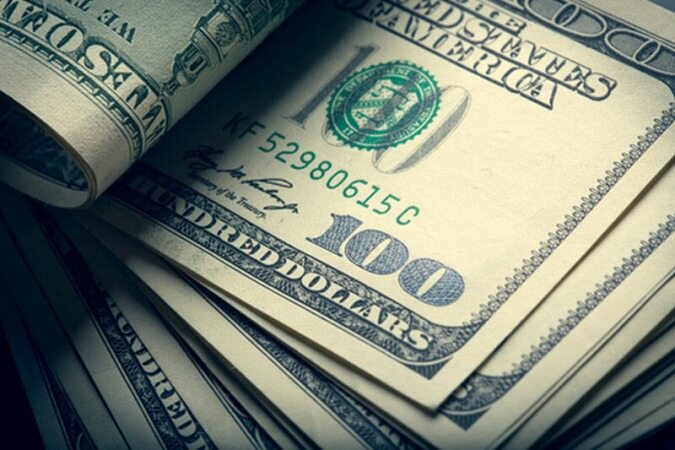 دلار بانکی به ۱۳۲۰۰ تومان رسید