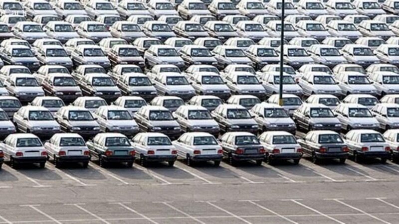 آخرین قیمت ها از بازار خودرو/ پراید ۱۱۱ به ۵۷ میلیون تومان رسید