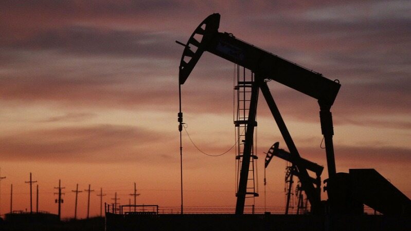 آیا سقوط قیمت نفت منطقی است؟