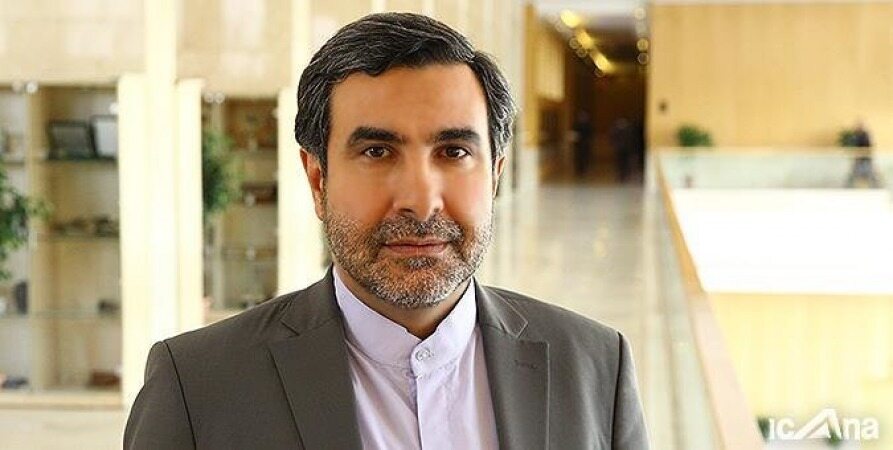 بورس به قیمت دلار بی‌توجهی کرد/ پیش‌بینی رشد بازار سرمایه در روزهای آینده