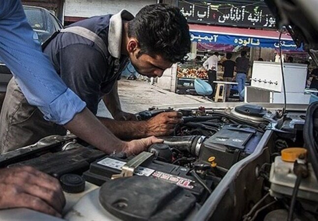 مهندسان ایرانی توان تولید قطعات خودرو ندارند؟