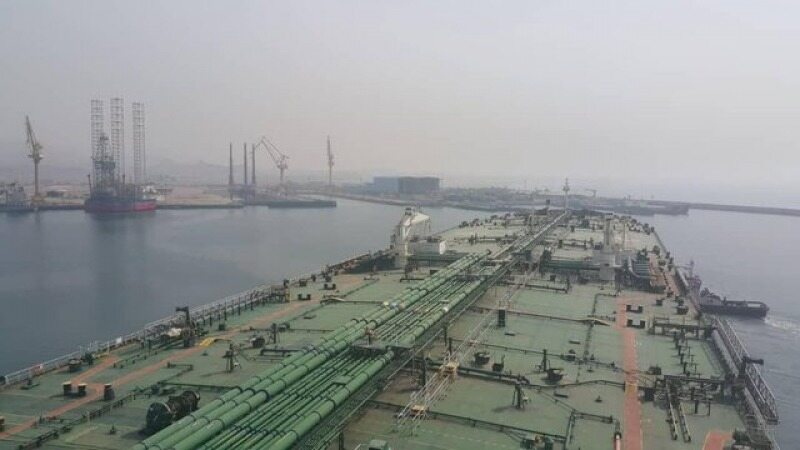 ژاپن به واردات نفت از خاورمیانه ادامه می‌دهد