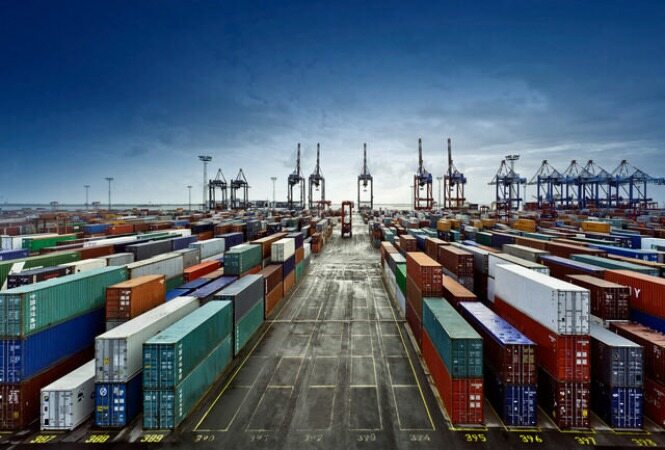 تجارت ۱۷ میلیارد دلاری ایران/ چین در صدر معاملات