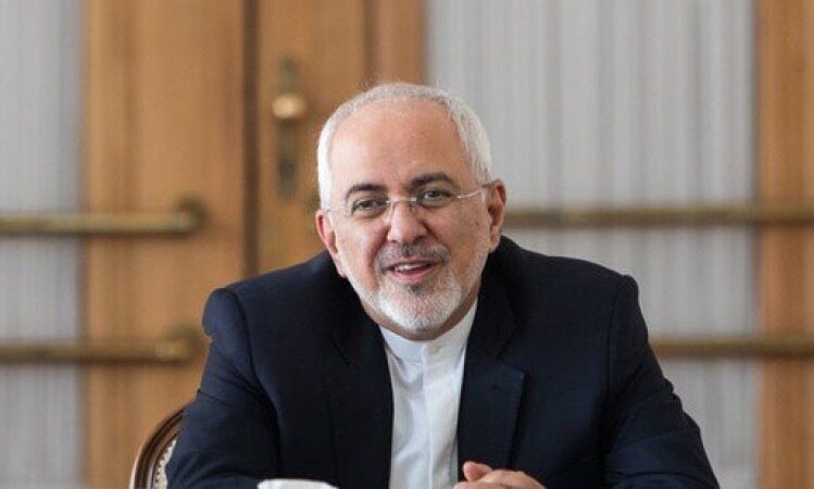 ظریف: آمریکا اقدامی مشابه با تحریم من را انجام داد / نفت ایران را بیاور و پول بگیر یا تحریم شو!