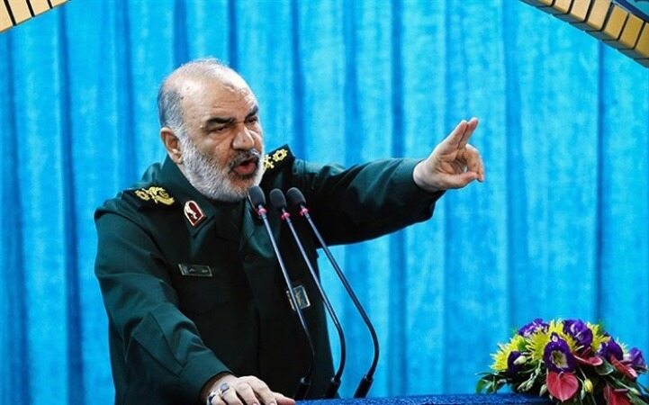 سلامی: دشمنان در میدان عمل قدرت واقعی ما را خواهند دید