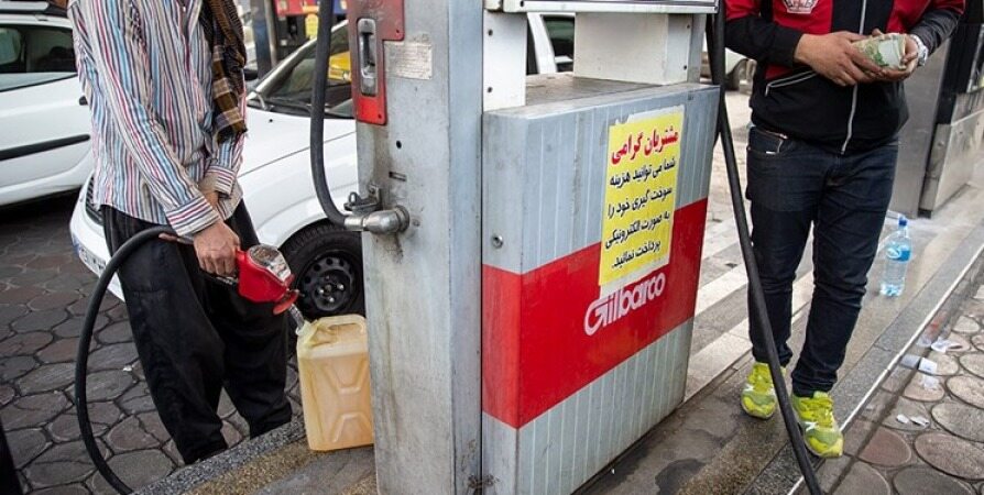 بنزین سوپر نایاب شد/ مسؤولان: بنزین یورو 4 به جای سوپر استفاده کنید