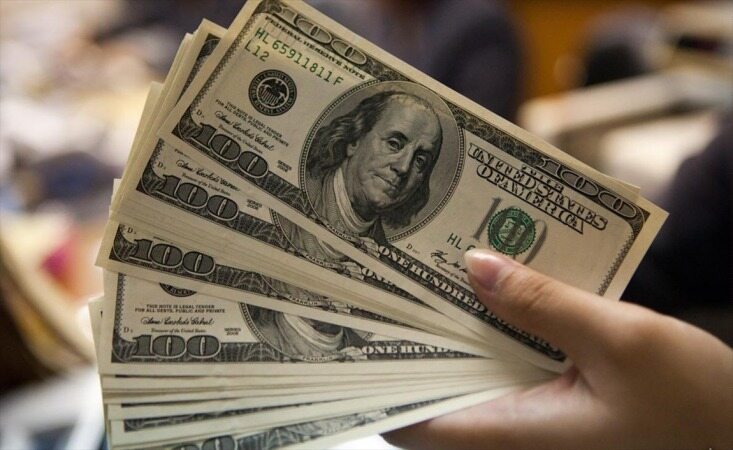 ثبت بیش‌ترین صعود دلار پنج هفته اخیر
