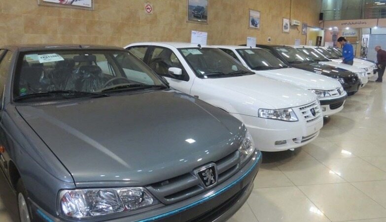 قیمت خودروهای سایپا و ایران خودرو ۷ آذر؛ پراید ۵۲ میلیون ۶۰۰ پژو پارس ۱۰۲ میلیون! 