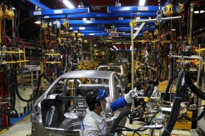 کاهش 32 درصدی تولید خودرو در 8 ماهه امسال
