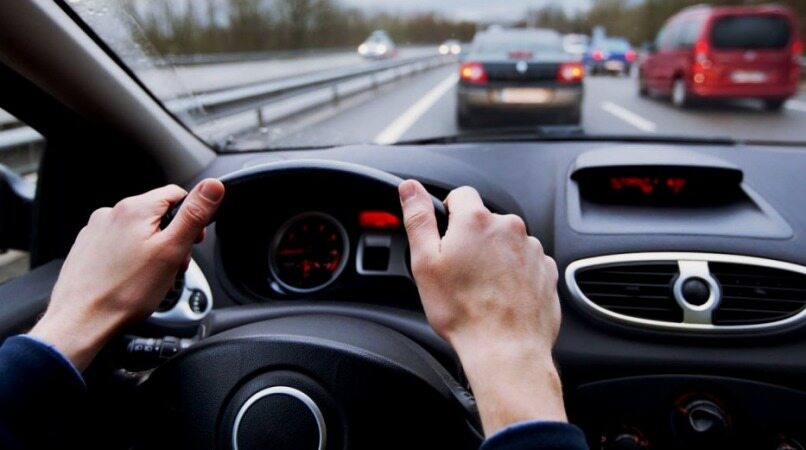 10 عادت بد رانندگی که به خودرو آسیب می زند